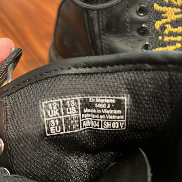 Black Dr martens size 13 Kids - Picture 3 of 3